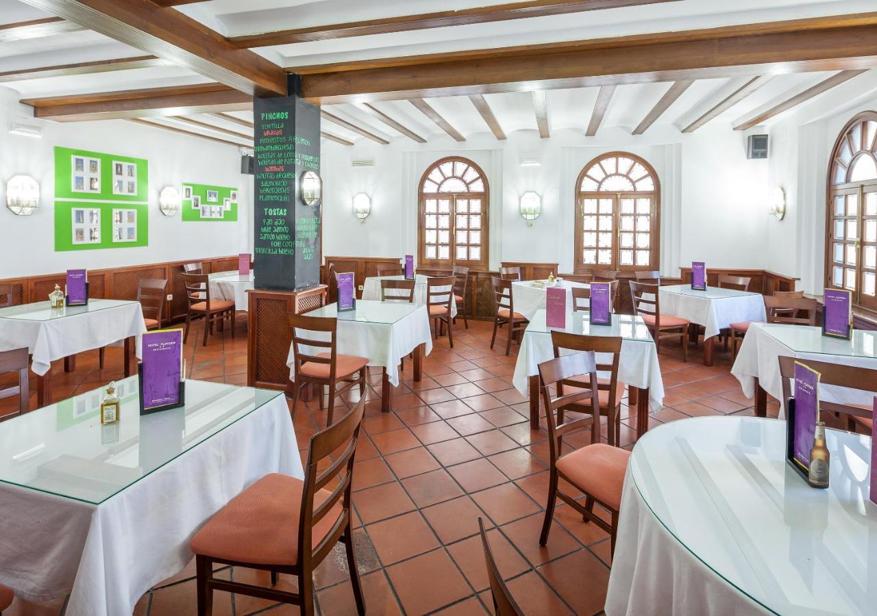 Hotel Plateria Эсиха Экстерьер фото