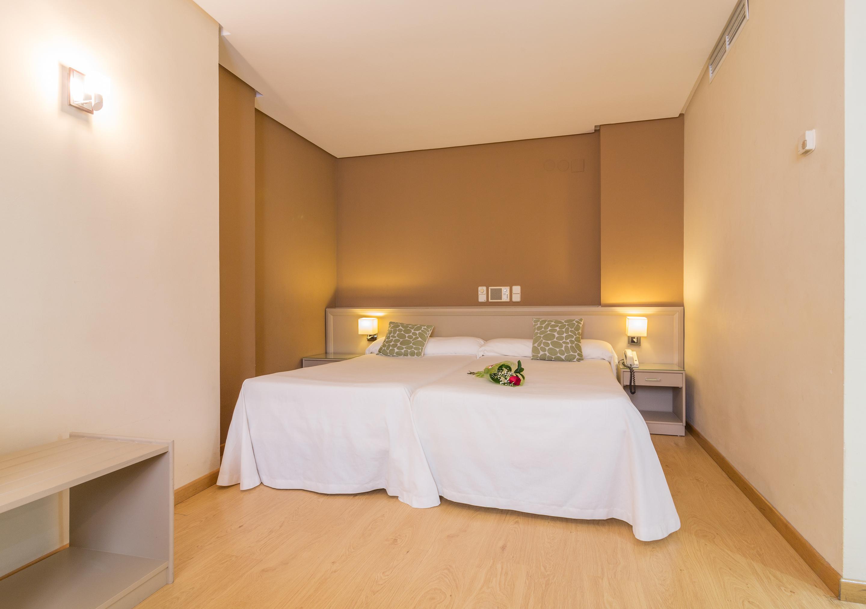 Hotel Plateria Эсиха Экстерьер фото