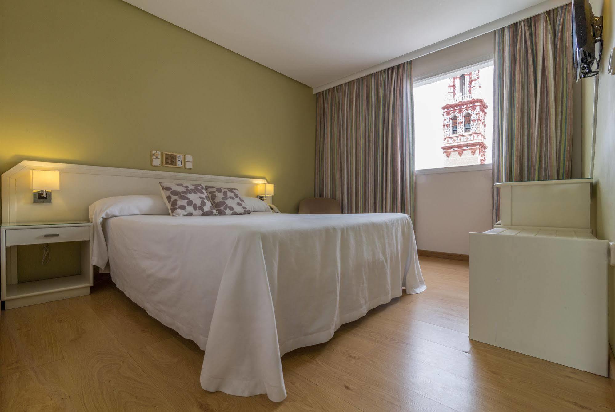 Hotel Plateria Эсиха Экстерьер фото